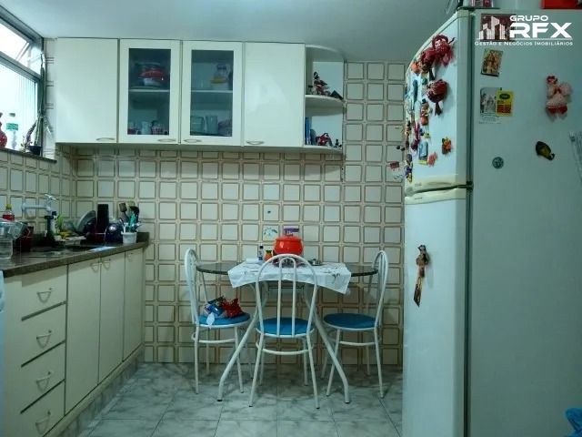 Apartamento à venda com 2 quartos, 72m² - Foto 7