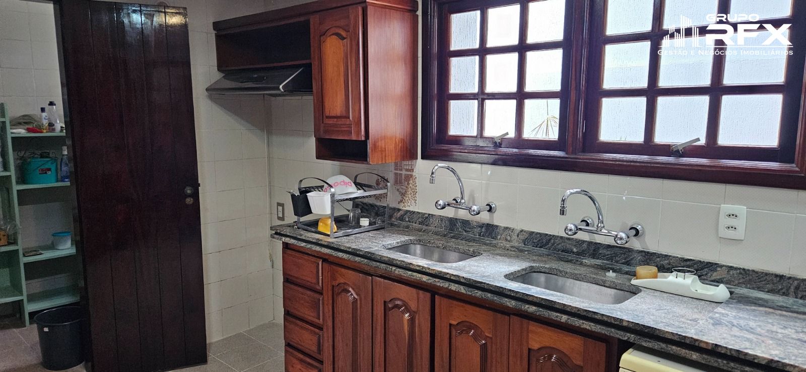 Casa de Condomínio à venda com 3 quartos, 350m² - Foto 26