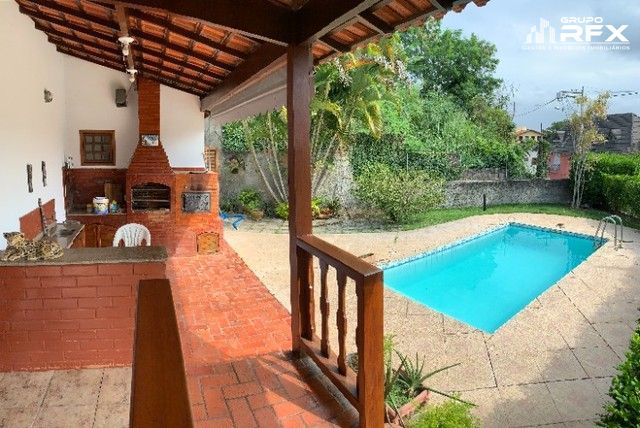 Casa à venda com 4 quartos, 239m² - Foto 4