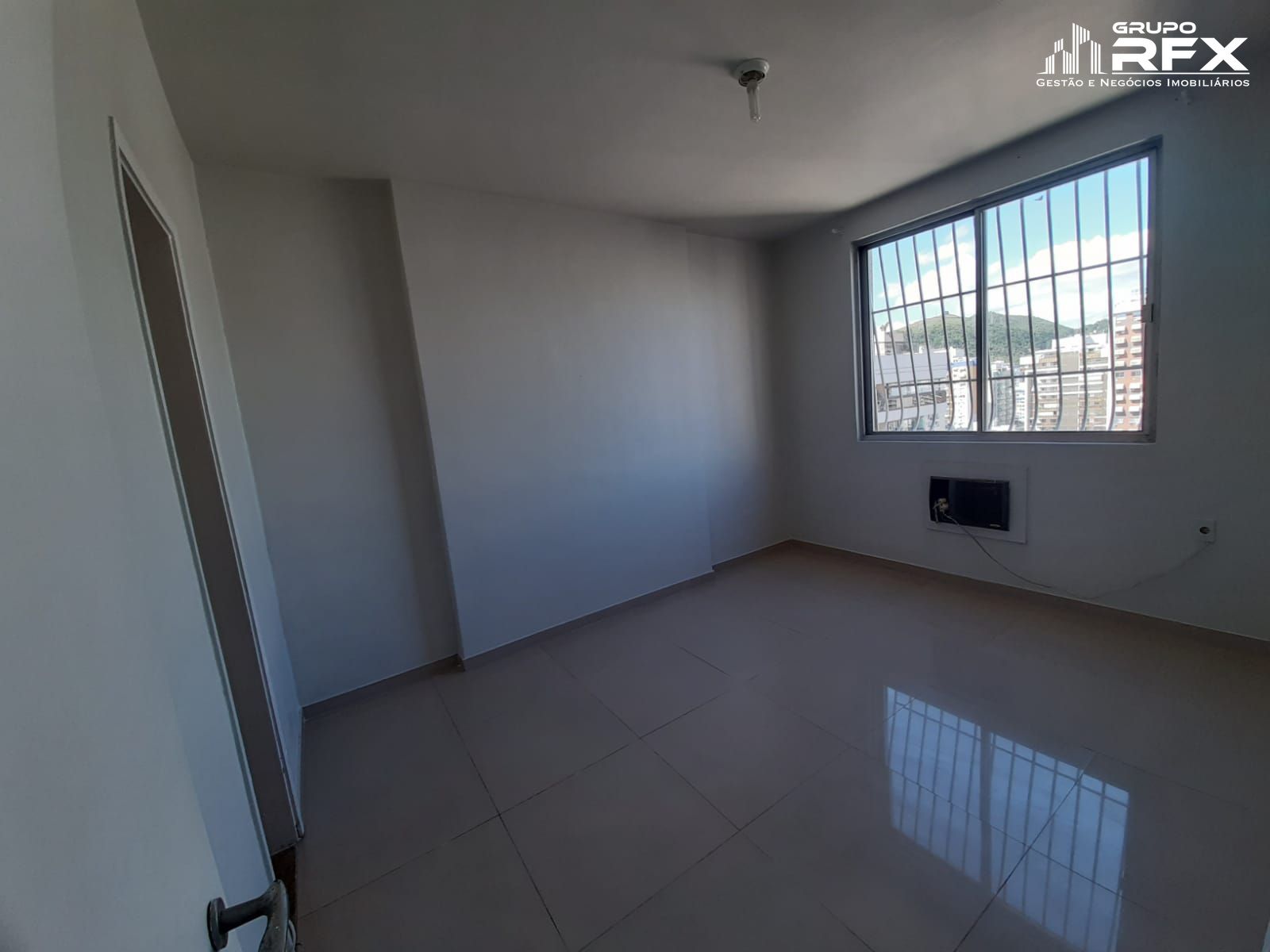 Apartamento à venda com 2 quartos, 90m² - Foto 9