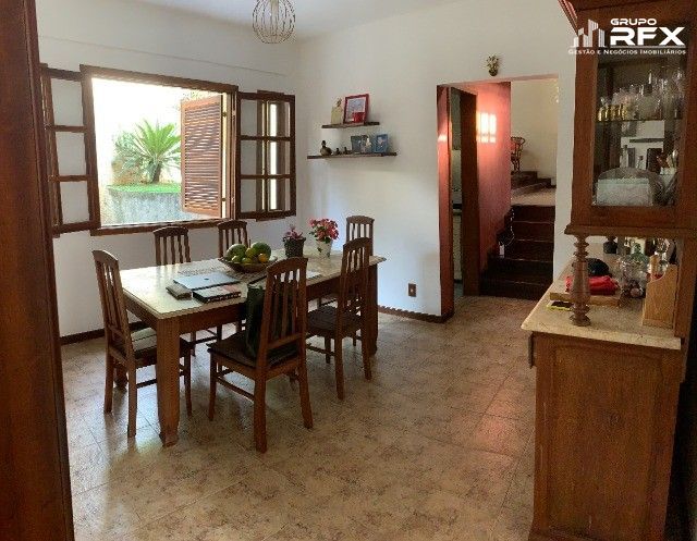 Casa à venda com 4 quartos, 239m² - Foto 11