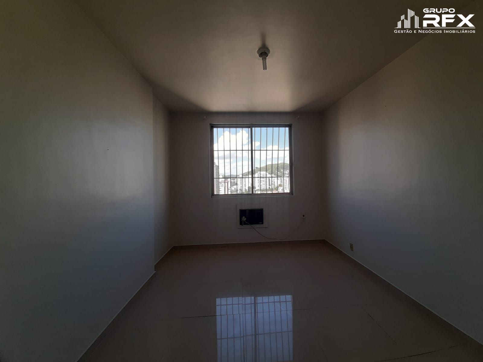 Apartamento à venda com 2 quartos, 90m² - Foto 11