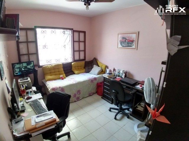 Casa à venda com 3 quartos, 250m² - Foto 9