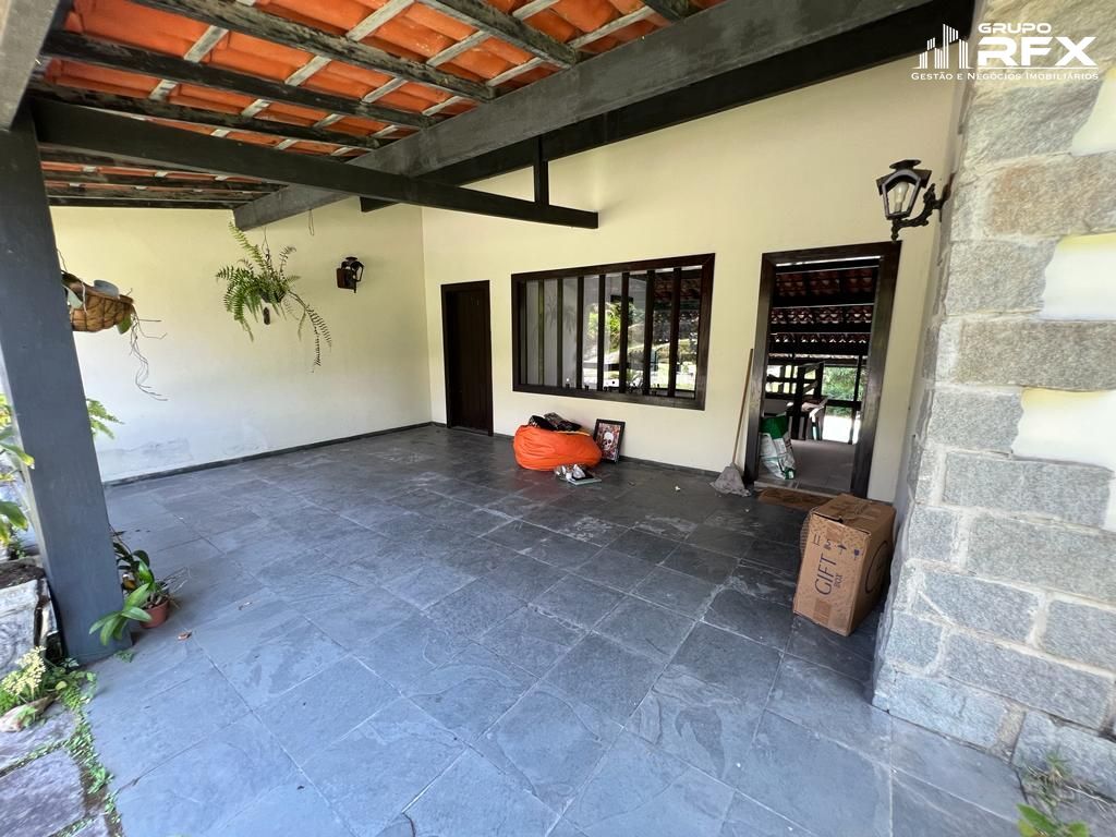 Casa de Condomínio à venda com 4 quartos, 200m² - Foto 25