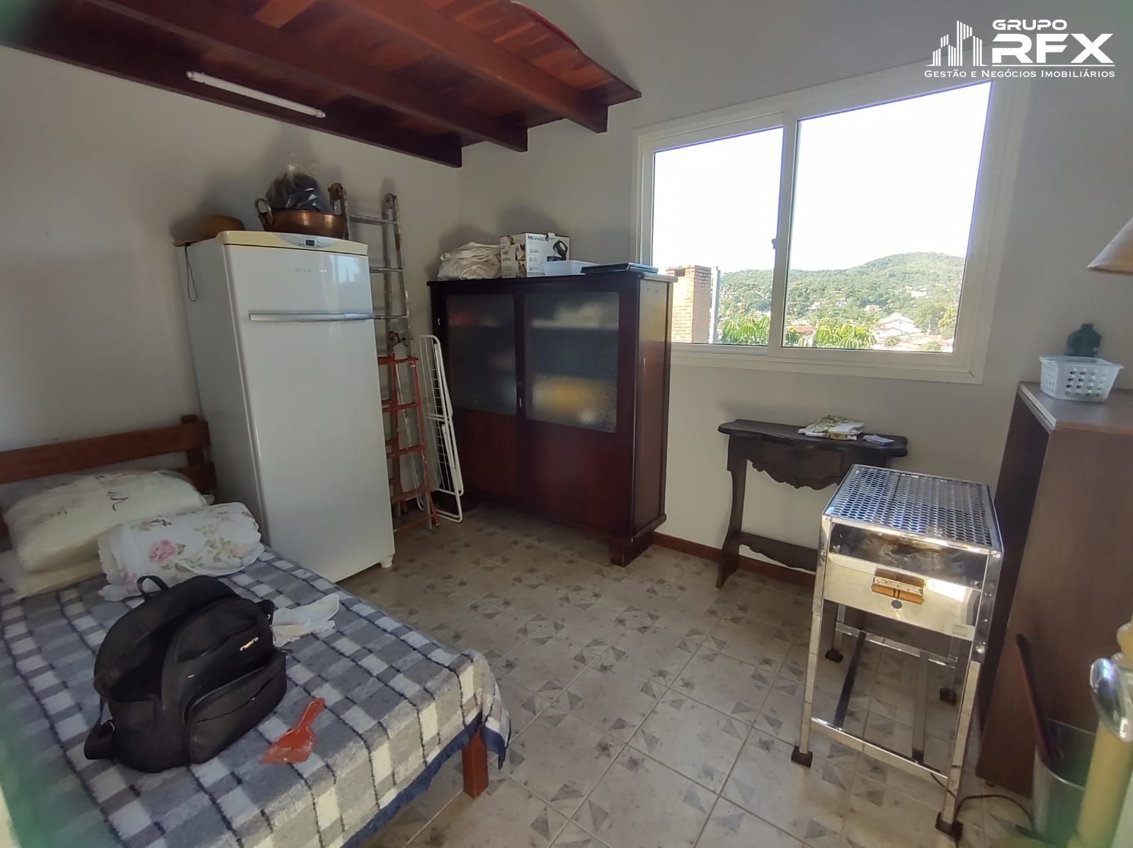 Casa de Condomínio à venda com 4 quartos, 312m² - Foto 18