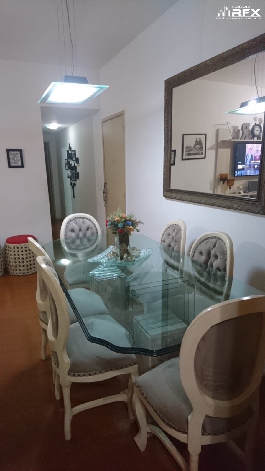 Apartamento à venda com 2 quartos, 80m² - Foto 2