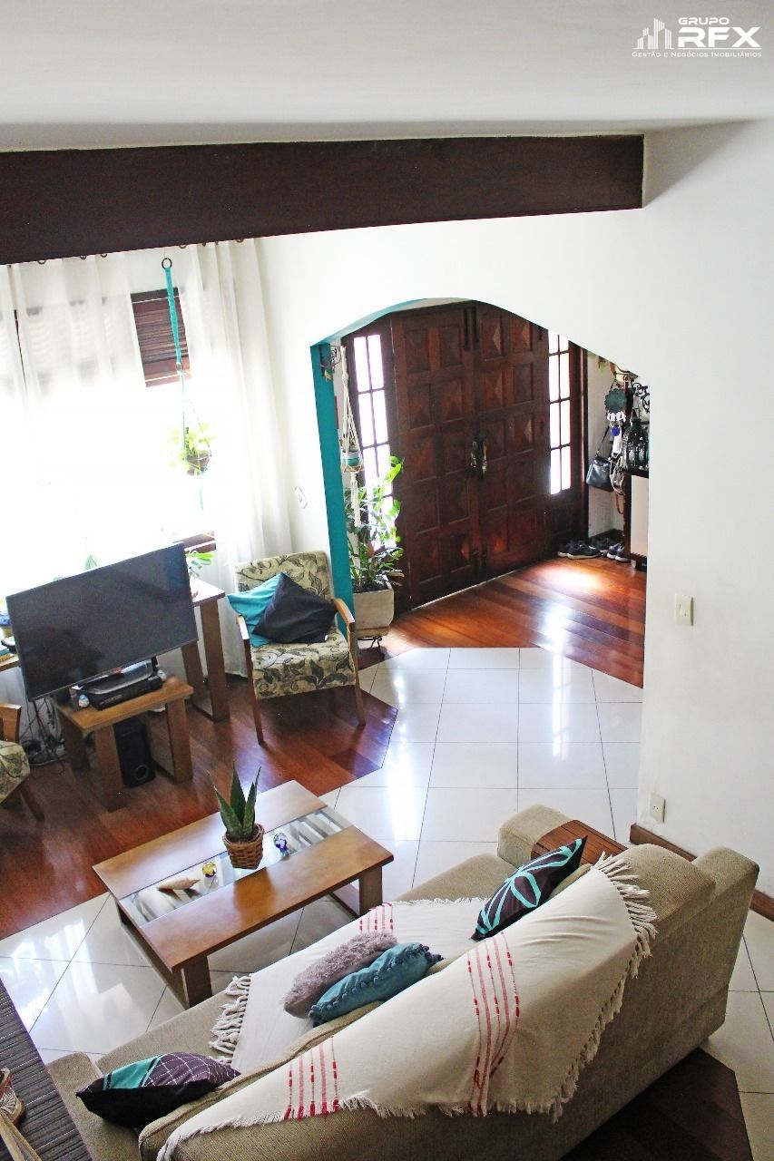 Casa à venda com 3 quartos, 220m² - Foto 31