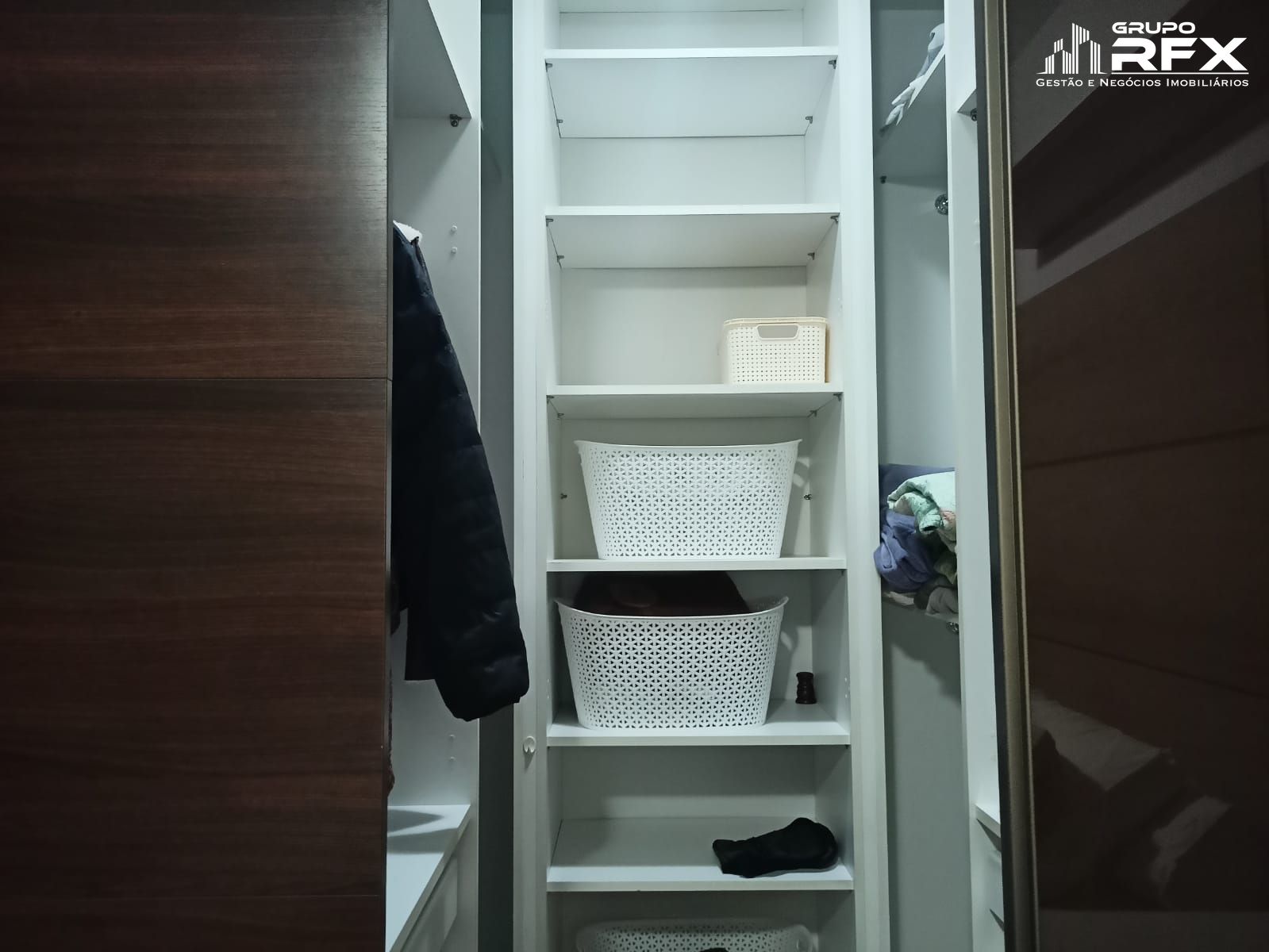 Apartamento à venda com 3 quartos, 130m² - Foto 13