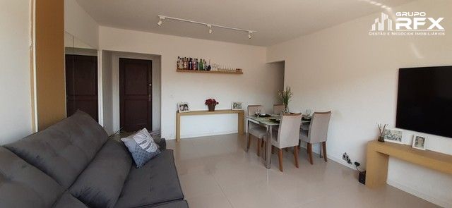 Apartamento à venda com 3 quartos, 125m² - Foto 2