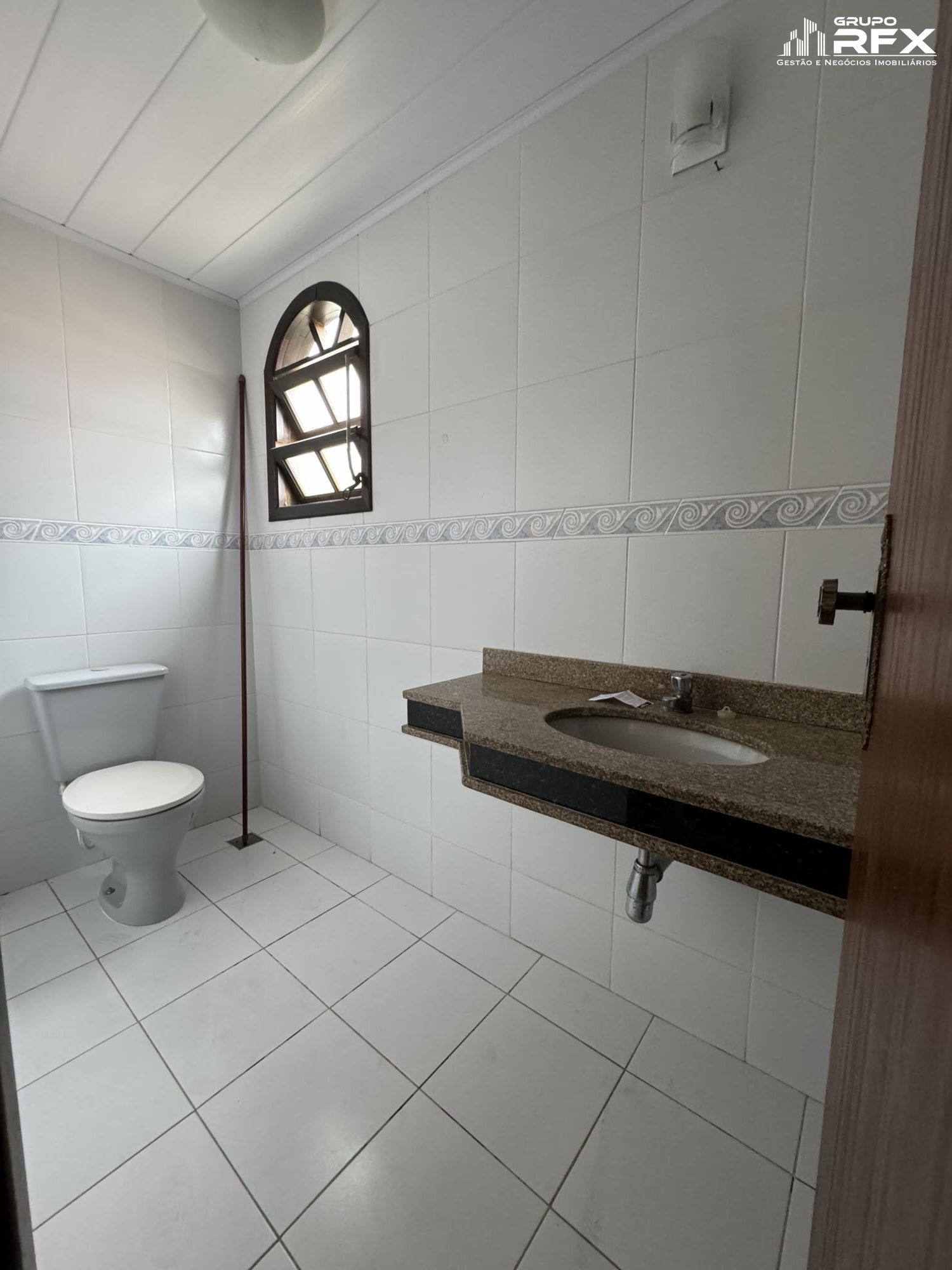 Casa à venda com 3 quartos, 180m² - Foto 16