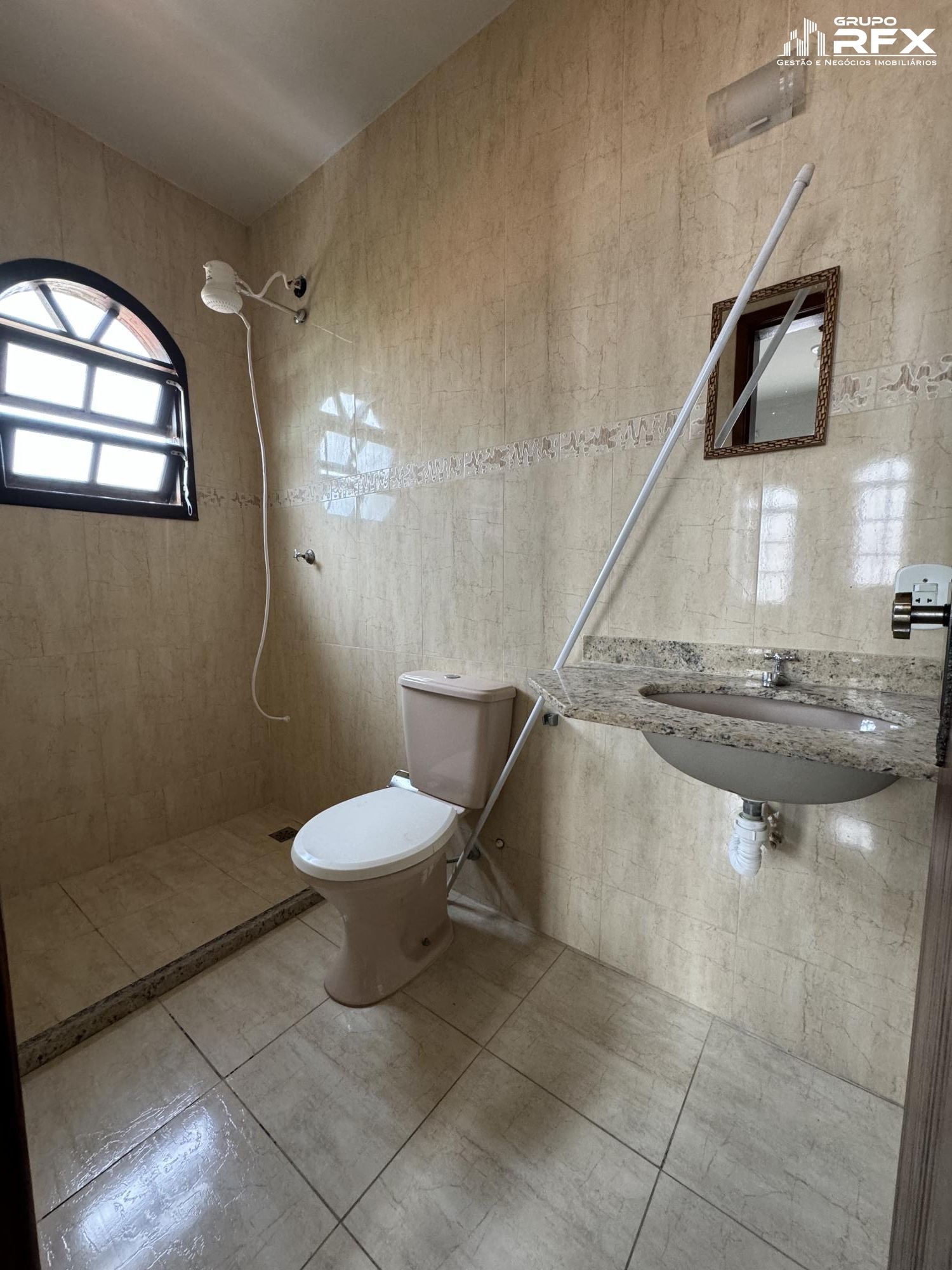 Casa à venda com 3 quartos, 180m² - Foto 15
