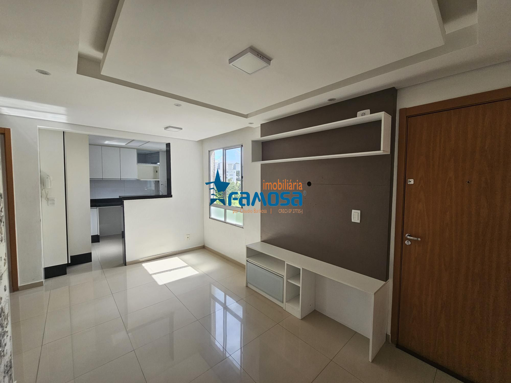 Apartamento com 2 Dormitórios à venda, 46 m² por R$ 240.000,00 Apartamento com 2 Dormitórios à venda, 46 m² por R$ 240.000,00
