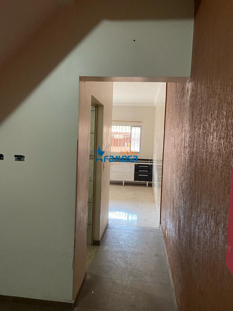 Casa à venda com 3 quartos, 150m² - Foto 4