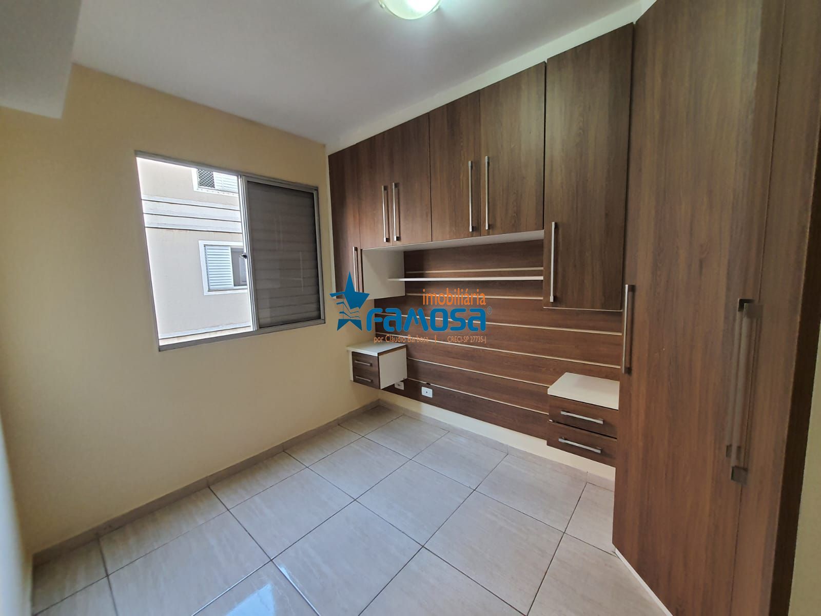Apartamento à venda com 2 quartos, 40m² - Foto 10