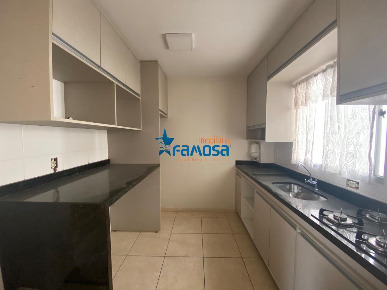 Apartamento à venda com 2 quartos, 48m² - Foto 2
