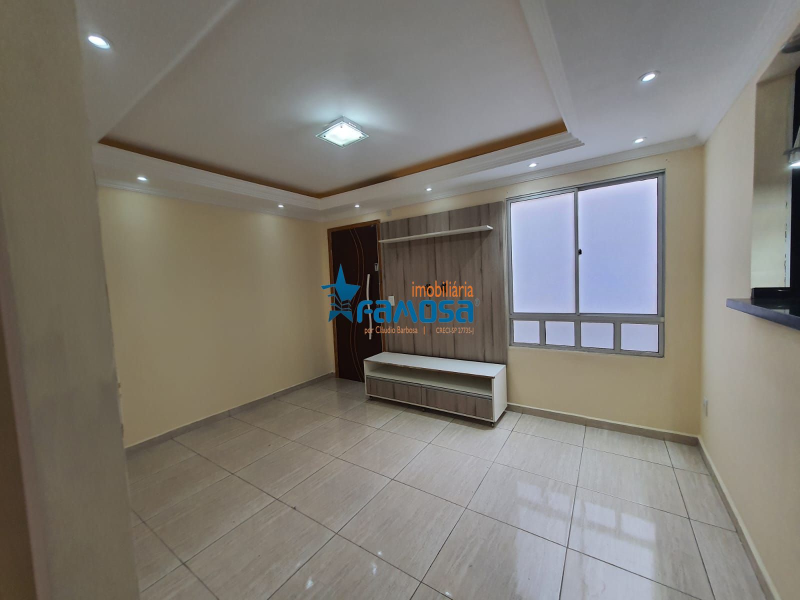 Apartamento à venda com 2 quartos, 40m² - Foto 3