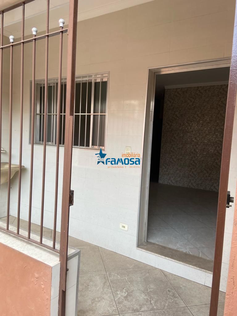 Casa à venda com 3 quartos, 150m² - Foto 8