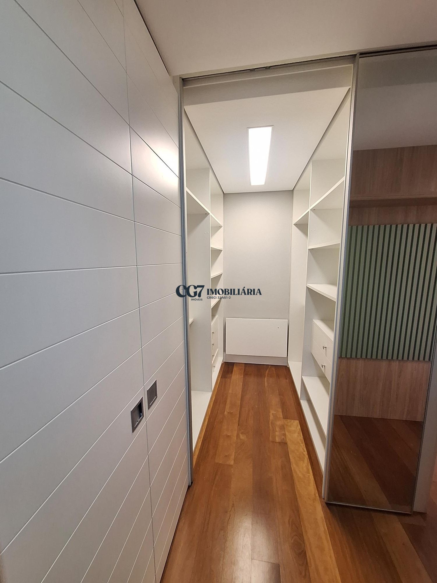 Apartamento para alugar com 3 quartos, 156m² - Foto 10