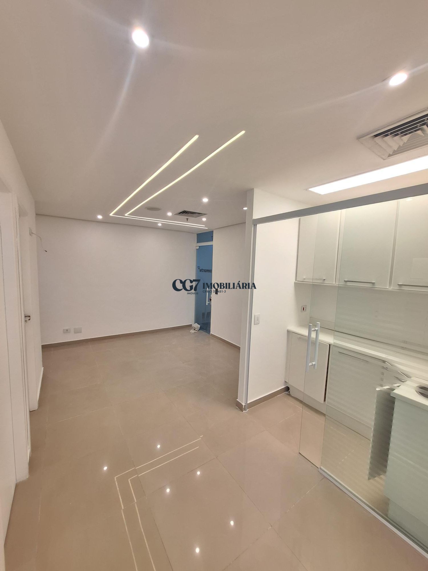 Conjunto Comercial-Sala para alugar com 4 quartos, 53m² - Foto 1