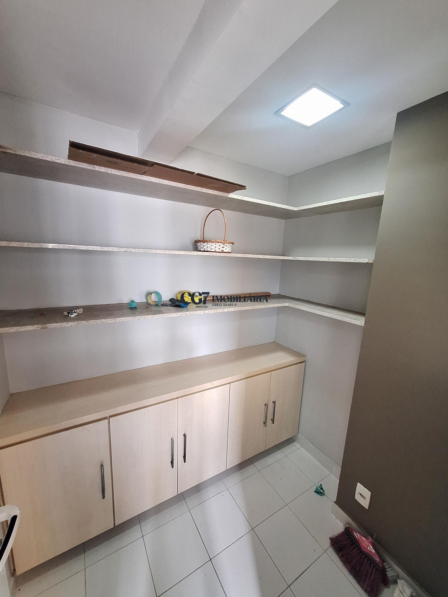 Apartamento para alugar com 3 quartos, 156m² - Foto 5