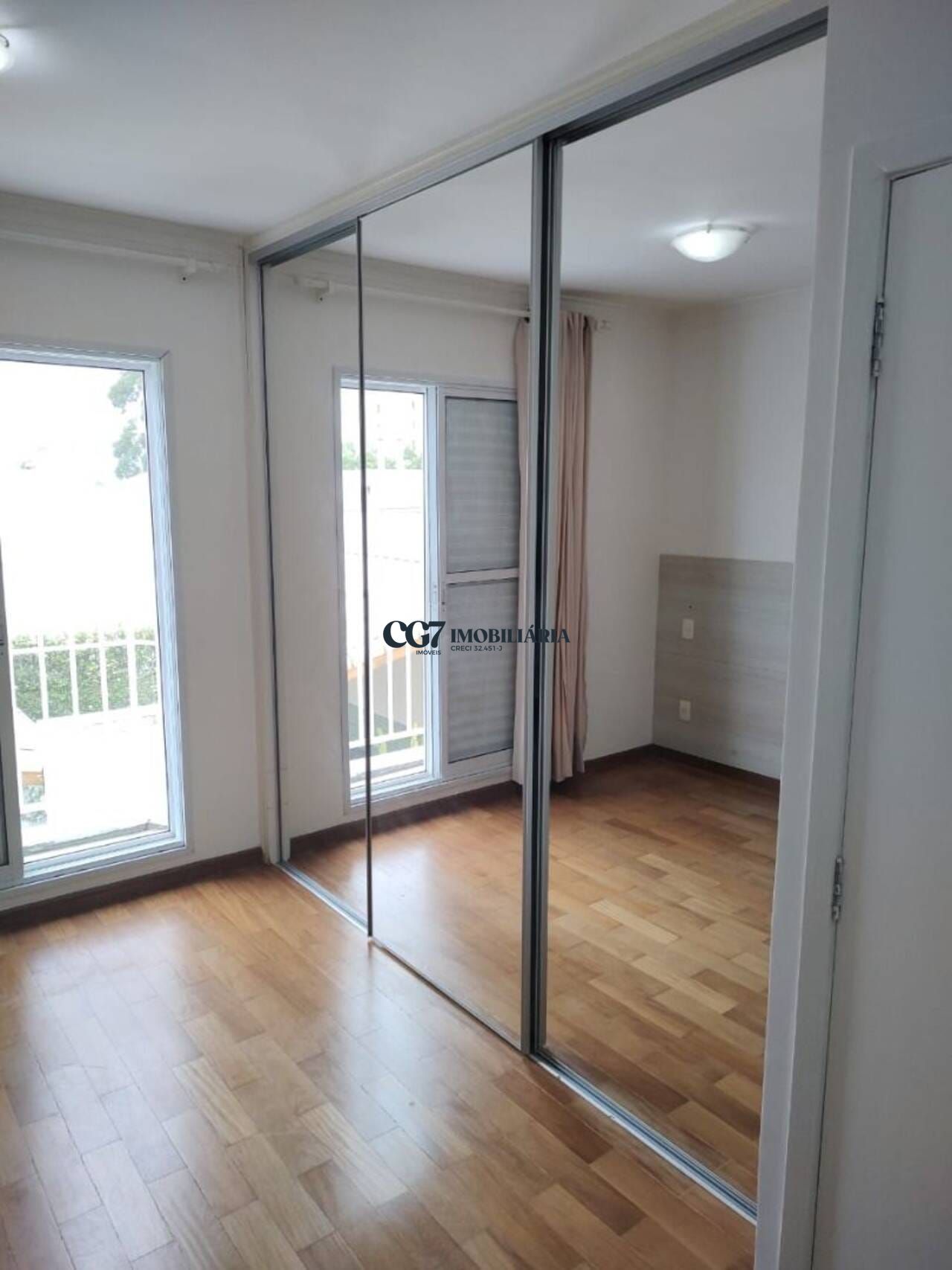 Sobrado à venda com 4 quartos, 180m² - Foto 13