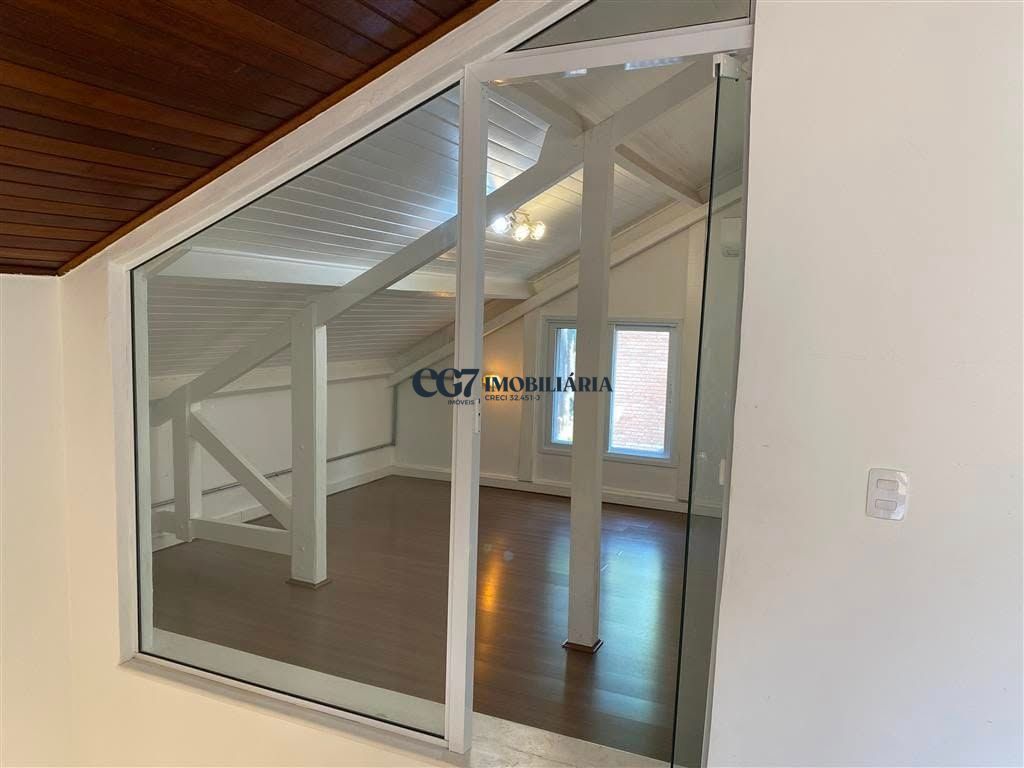 Sobrado para alugar com 3 quartos, 321m² - Foto 7