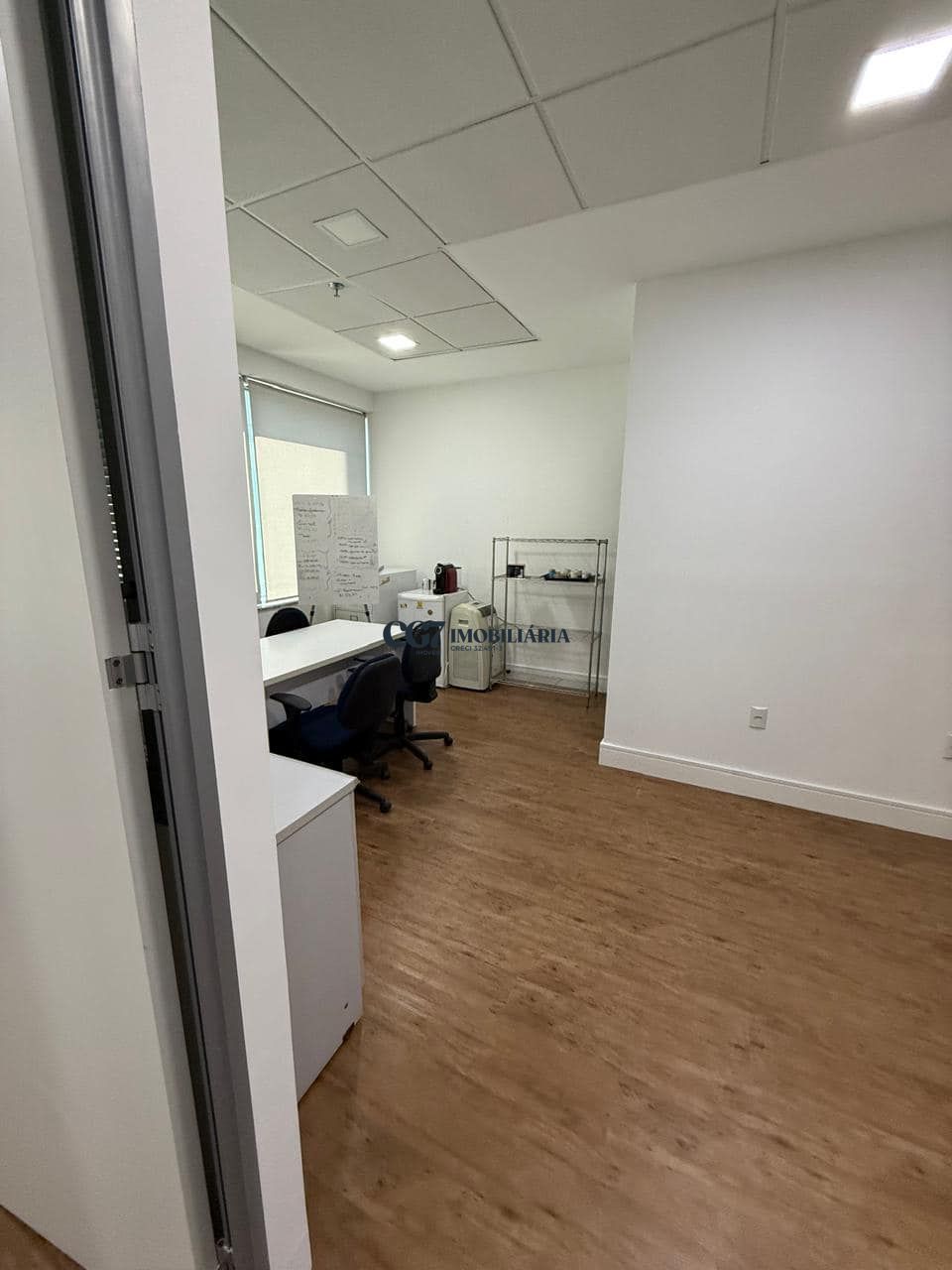 Conjunto Comercial-Sala para alugar com 2 quartos, 45m² - Foto 2