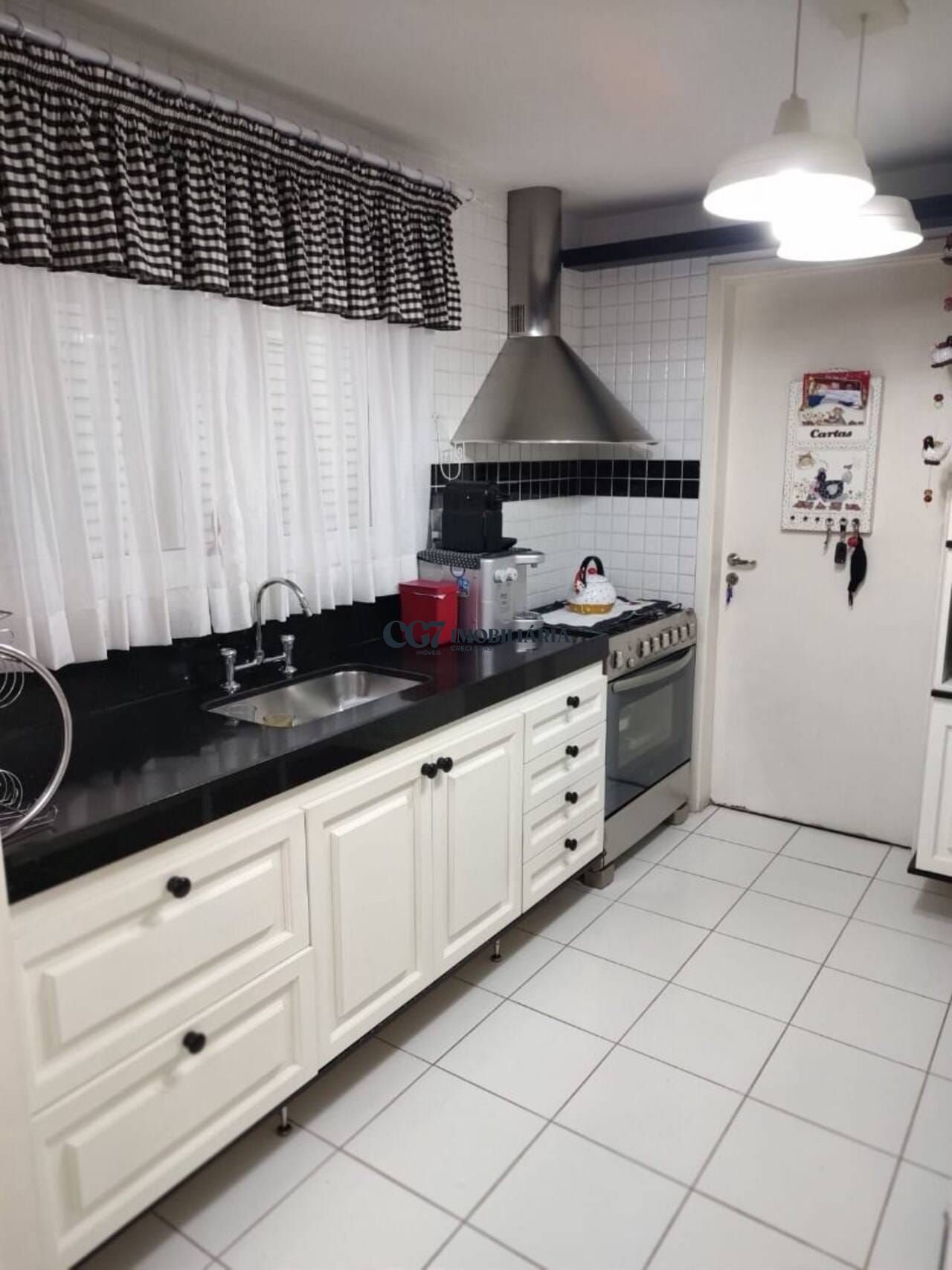 Sobrado à venda com 3 quartos, 180m² - Foto 4