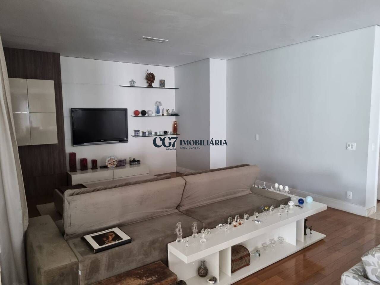 Apartamento à venda com 3 quartos, 322m² - Foto 3