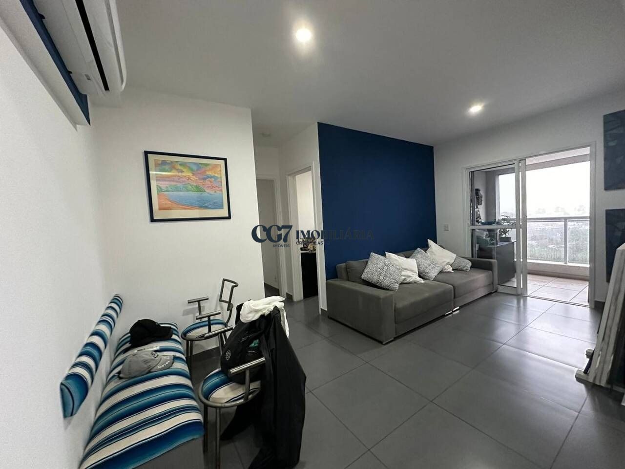 Apartamento à venda com 2 quartos, 67m² - Foto 4