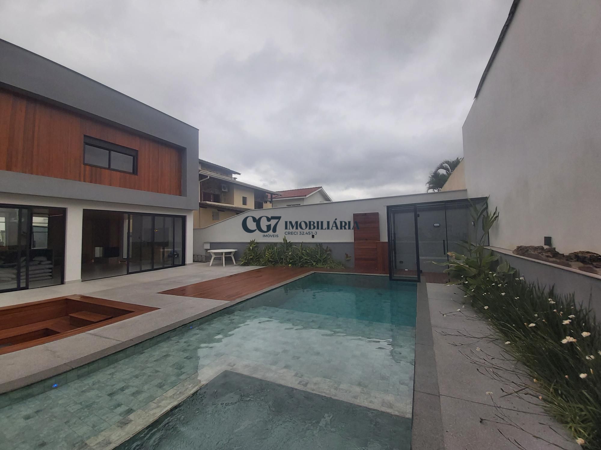 Casa de Condomínio à venda com 5 quartos, 380m² - Foto 23