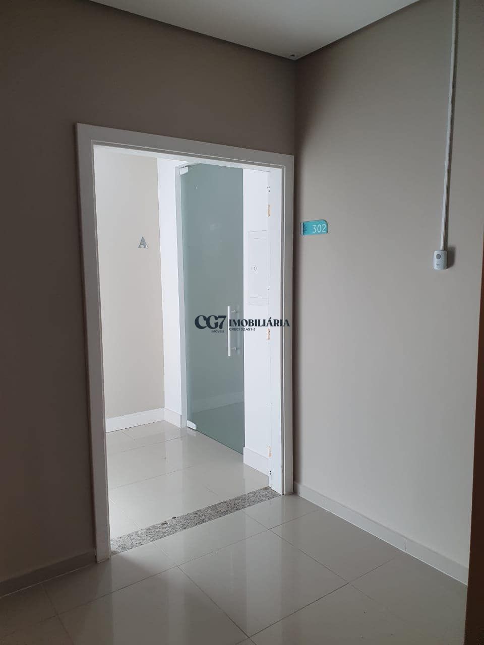 Conjunto Comercial-Sala para alugar com 1 quarto, 158m² - Foto 13