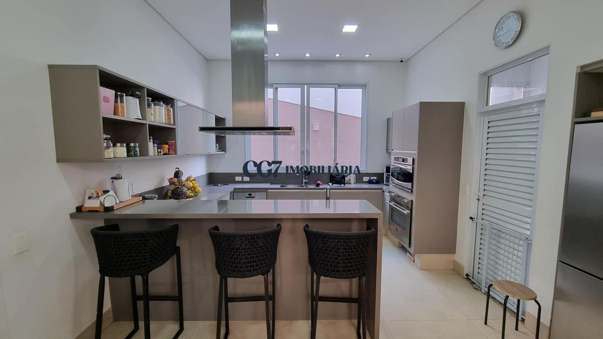 Sobrado à venda com 4 quartos, 570m² - Foto 10