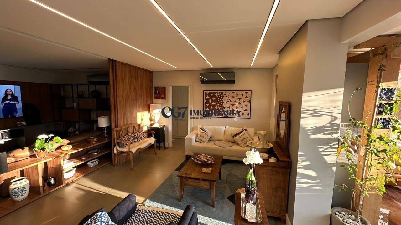 Apartamento à venda com 3 quartos, 175m² - Foto 4