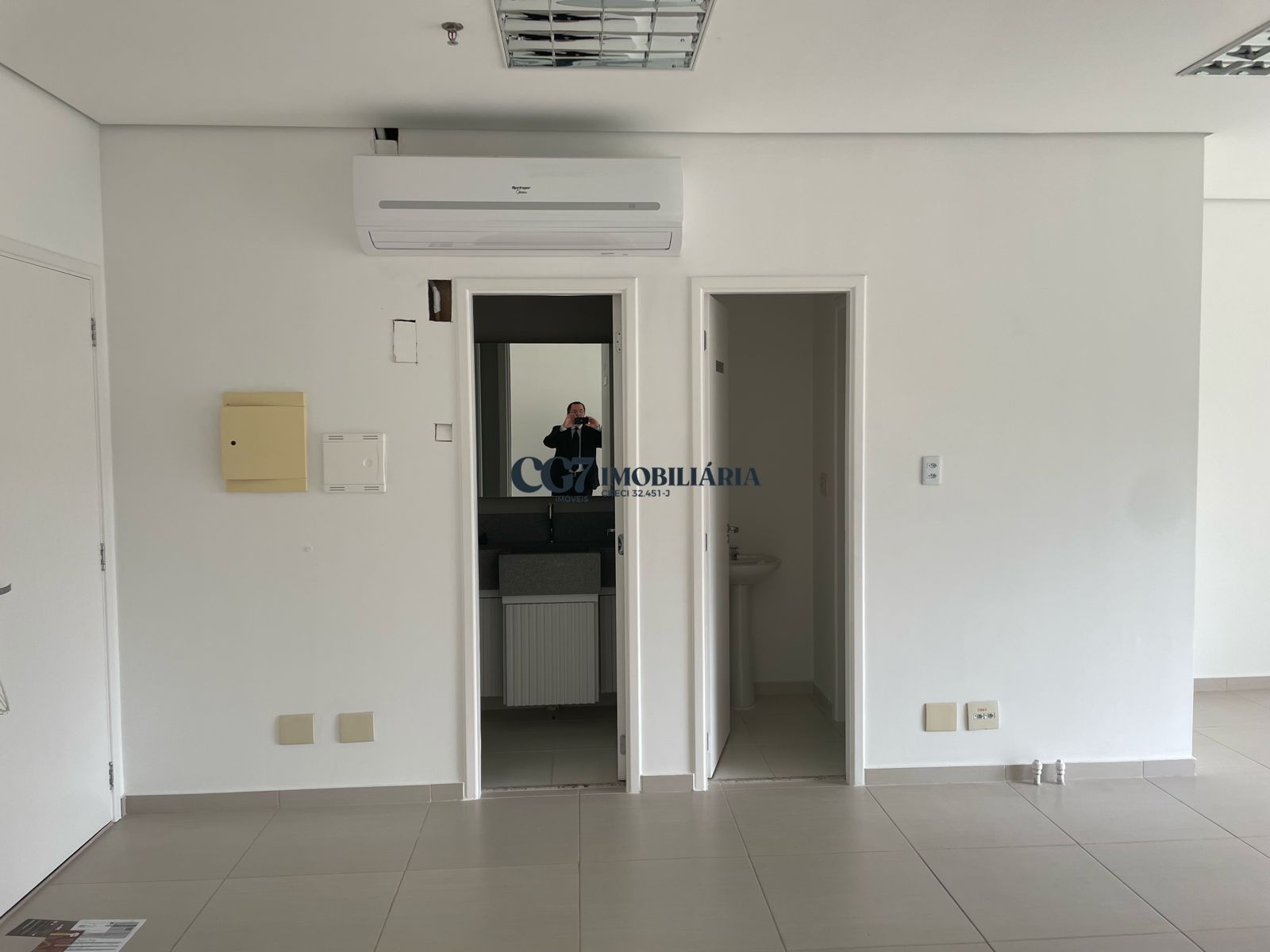 Conjunto Comercial-Sala para alugar com 1 quarto, 47m² - Foto 4