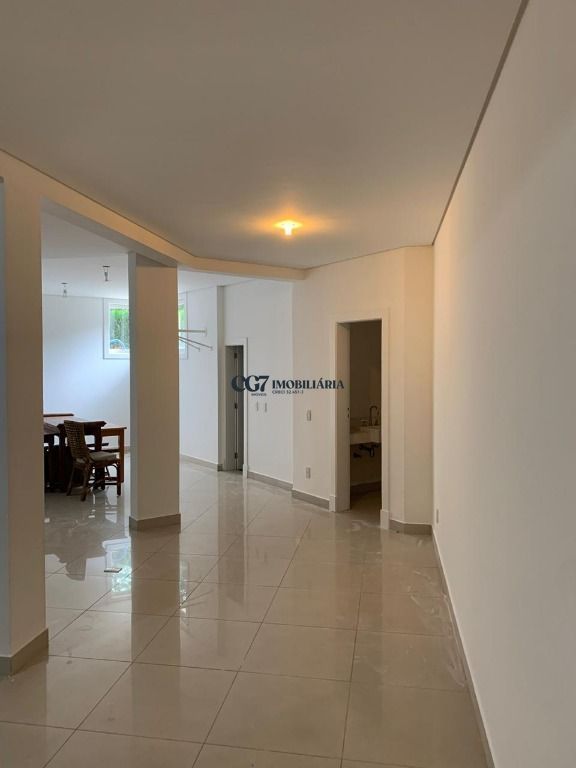 Casa de Condomínio à venda com 4 quartos, 580m² - Foto 18