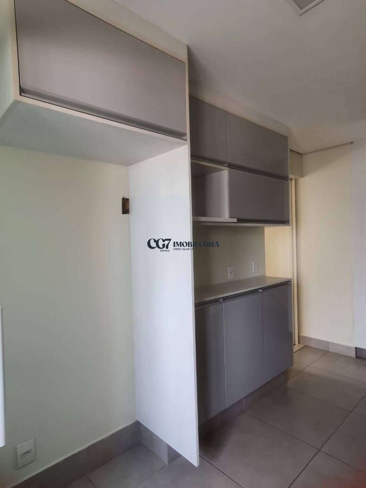 Apartamento à venda com 3 quartos, 107m² - Foto 6