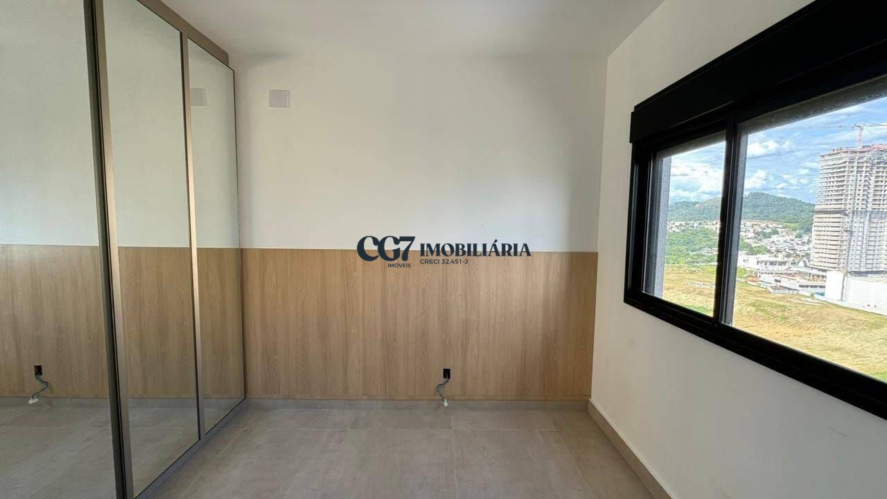 Apartamento à venda com 3 quartos, 87m² - Foto 2