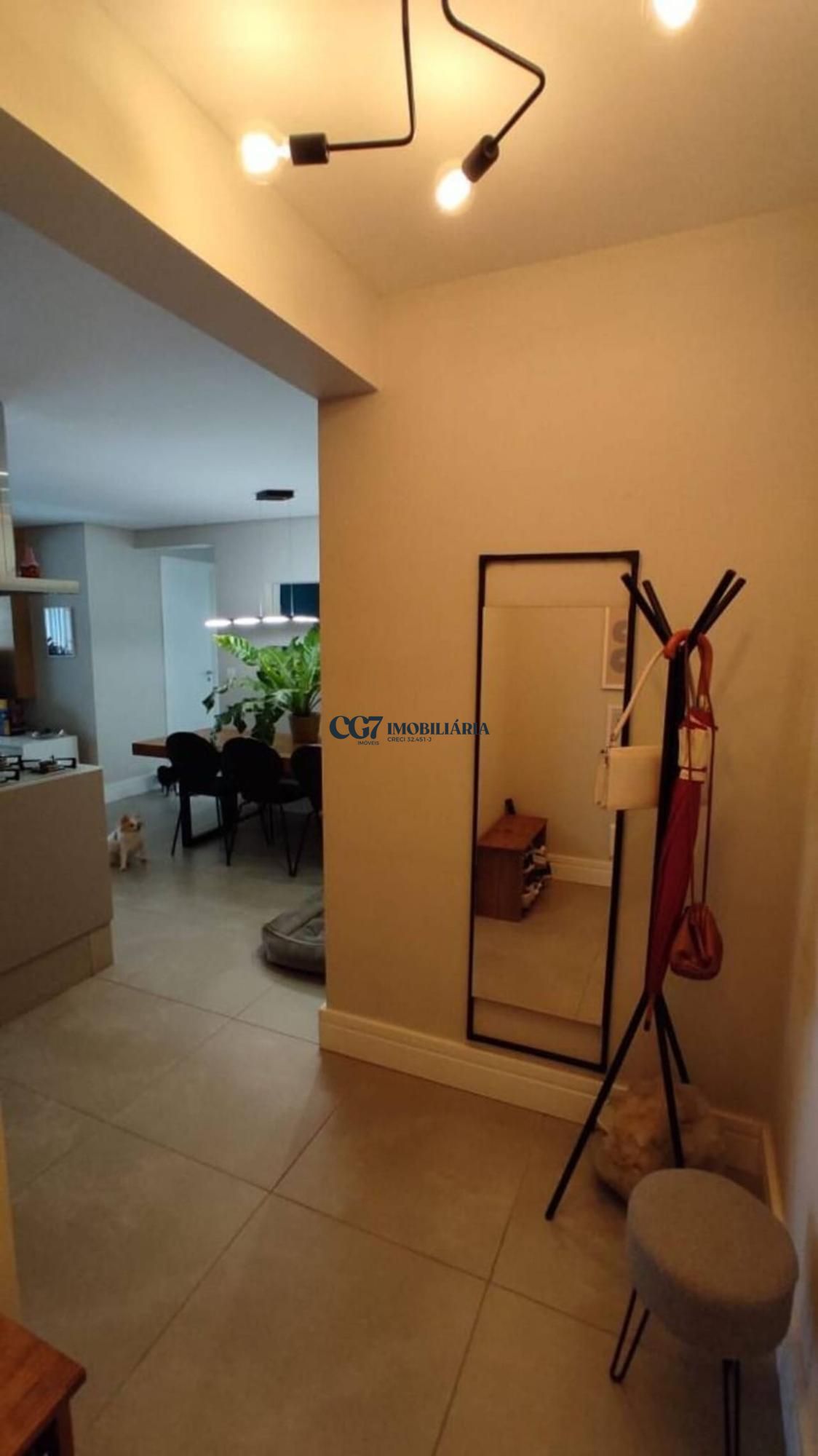 Apartamento à venda com 2 quartos, 63m² - Foto 8