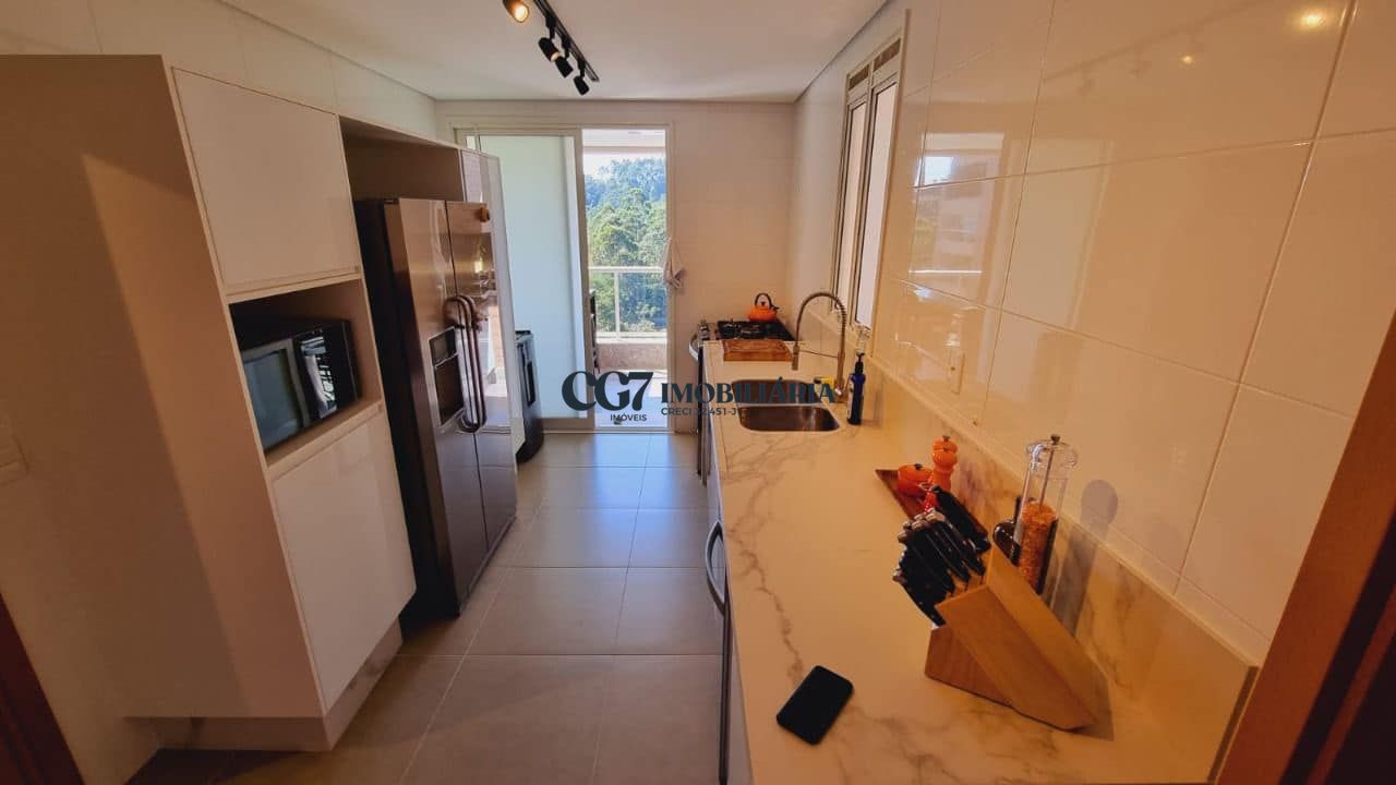 Apartamento à venda com 3 quartos, 175m² - Foto 5