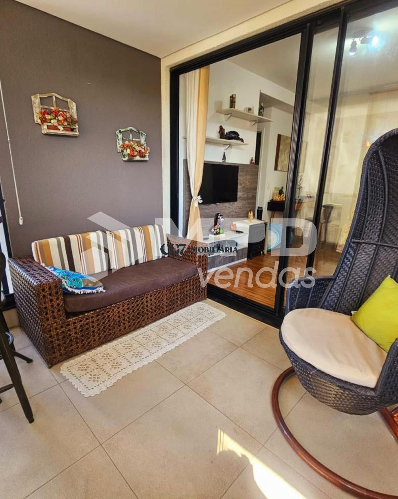 Apartamento à venda com 2 quartos, 85m² - Foto 1