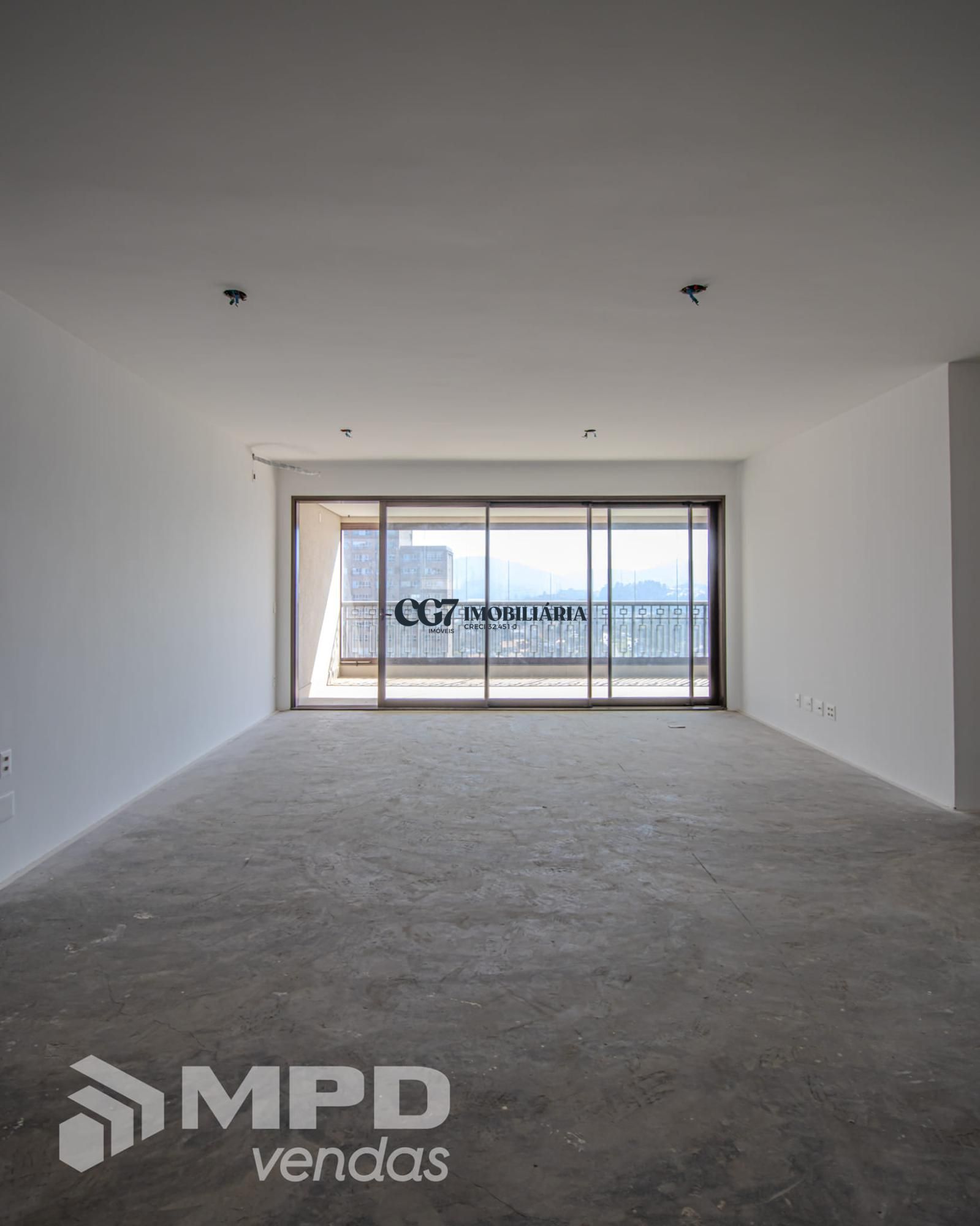 Apartamento à venda com 3 quartos, 284m² - Foto 2