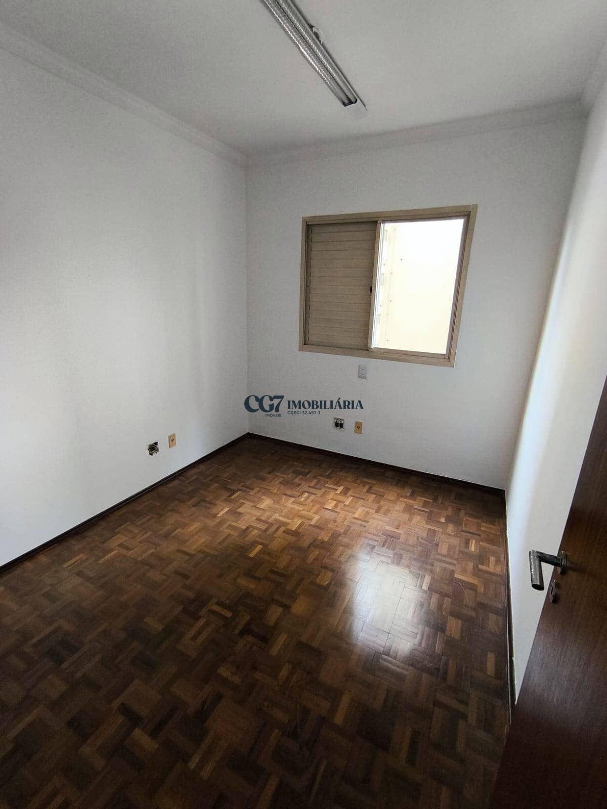 Apartamento à venda com 2 quartos, 57m² - Foto 5