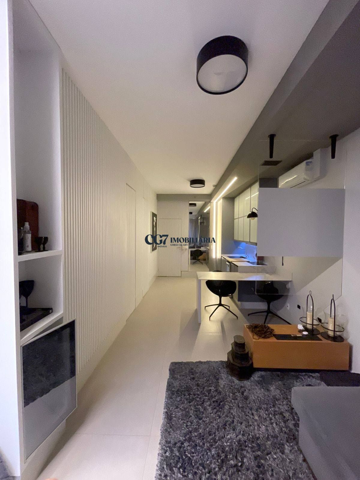 Apartamento à venda com 1 quarto, 50m² - Foto 2