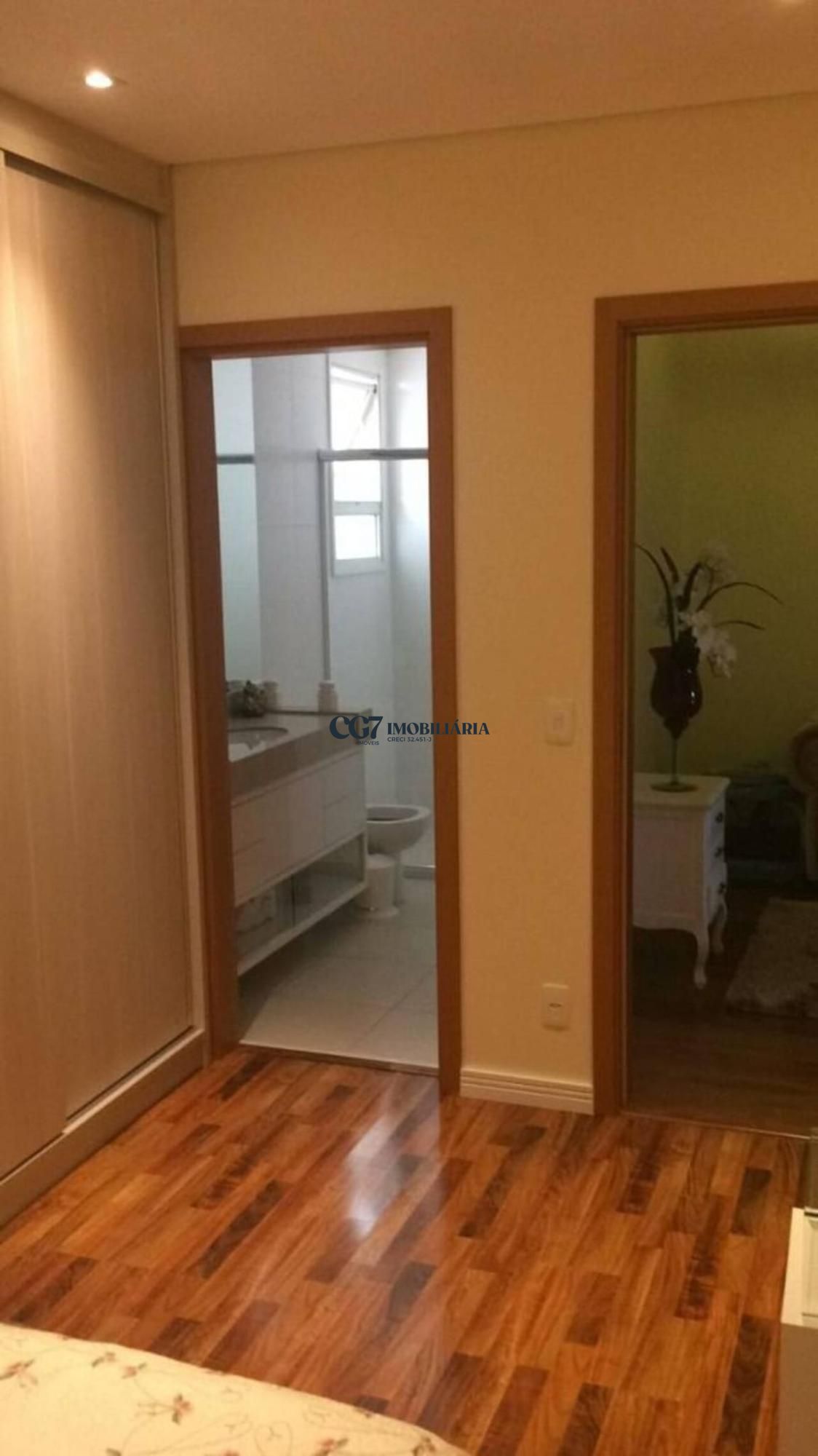 Apartamento à venda com 3 quartos, 228m² - Foto 9