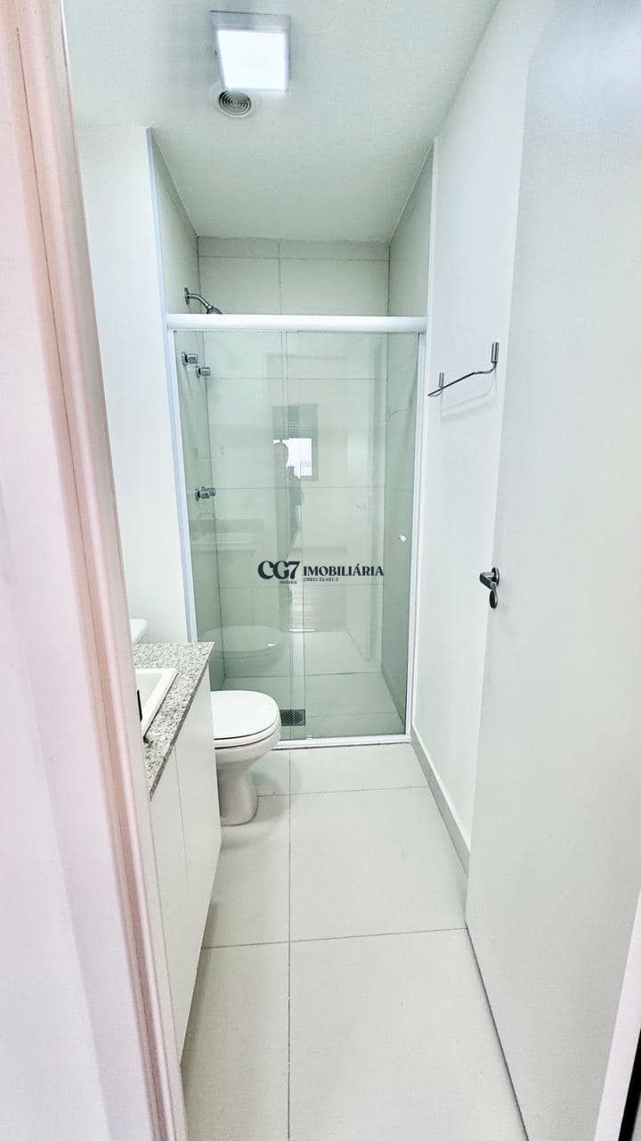 Apartamento à venda e aluguel com 2 quartos, 70m² - Foto 12