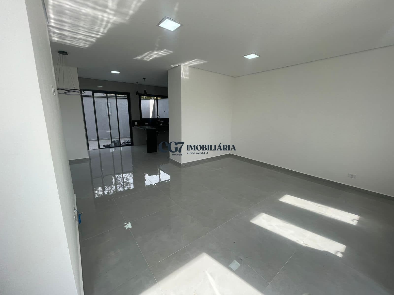 Sobrado à venda com 3 quartos, 132m² - Foto 3