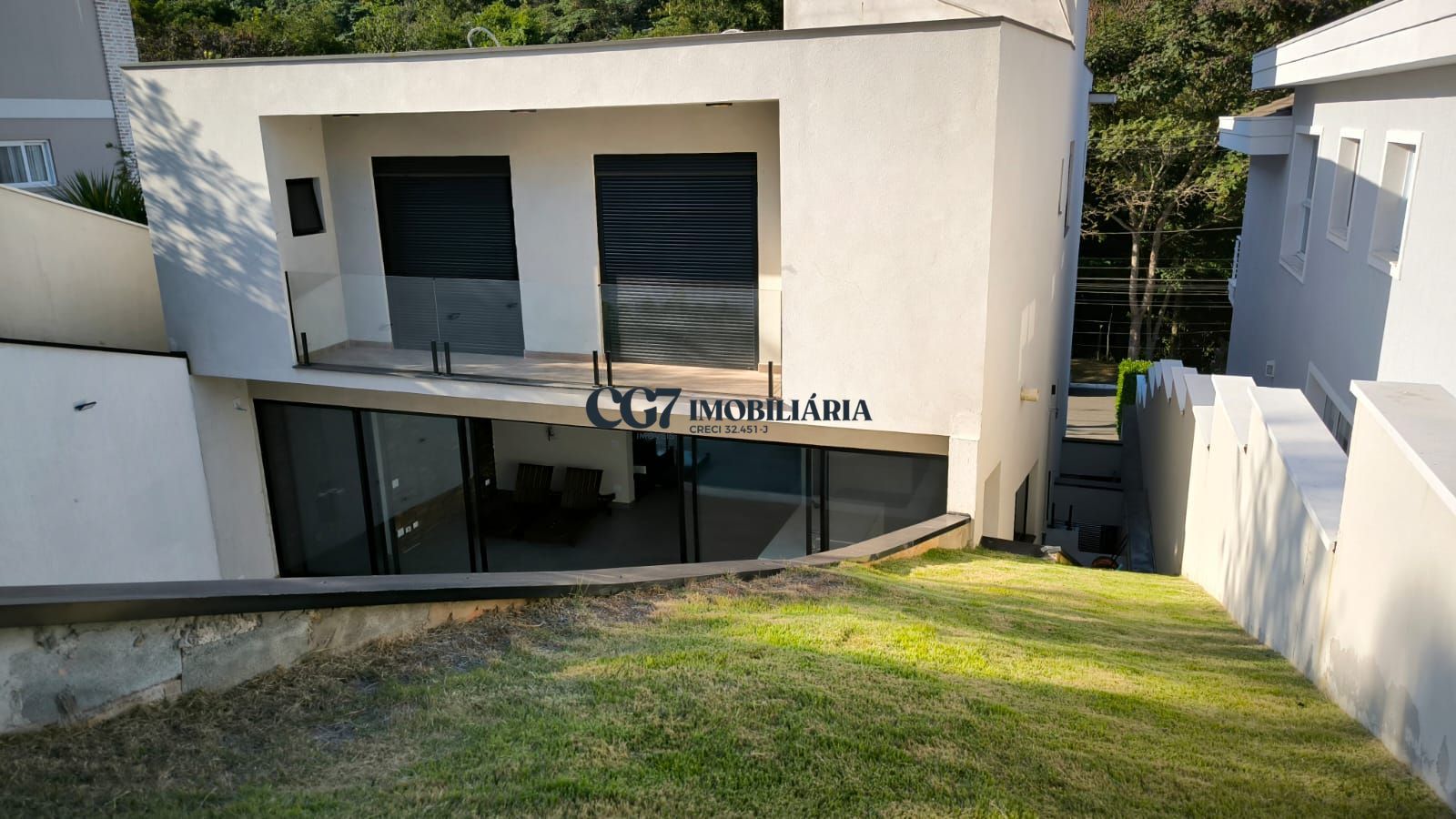 Casa de Condomínio à venda com 4 quartos, 433m² - Foto 3