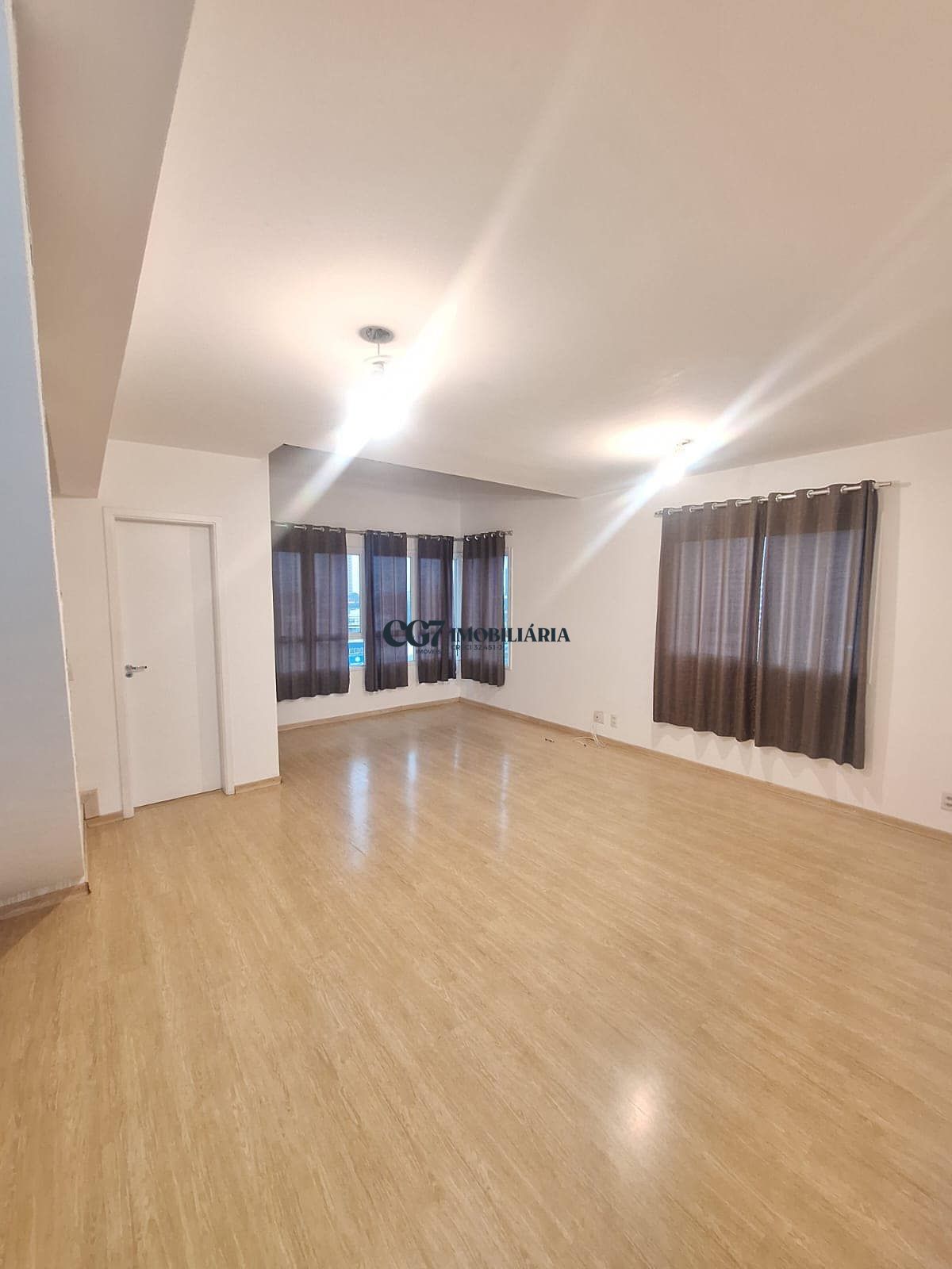 Apartamento para alugar com 2 quartos, 84m² - Foto 1