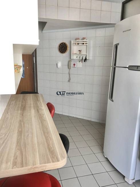 Apartamento à venda com 2 quartos, 100m² - Foto 7